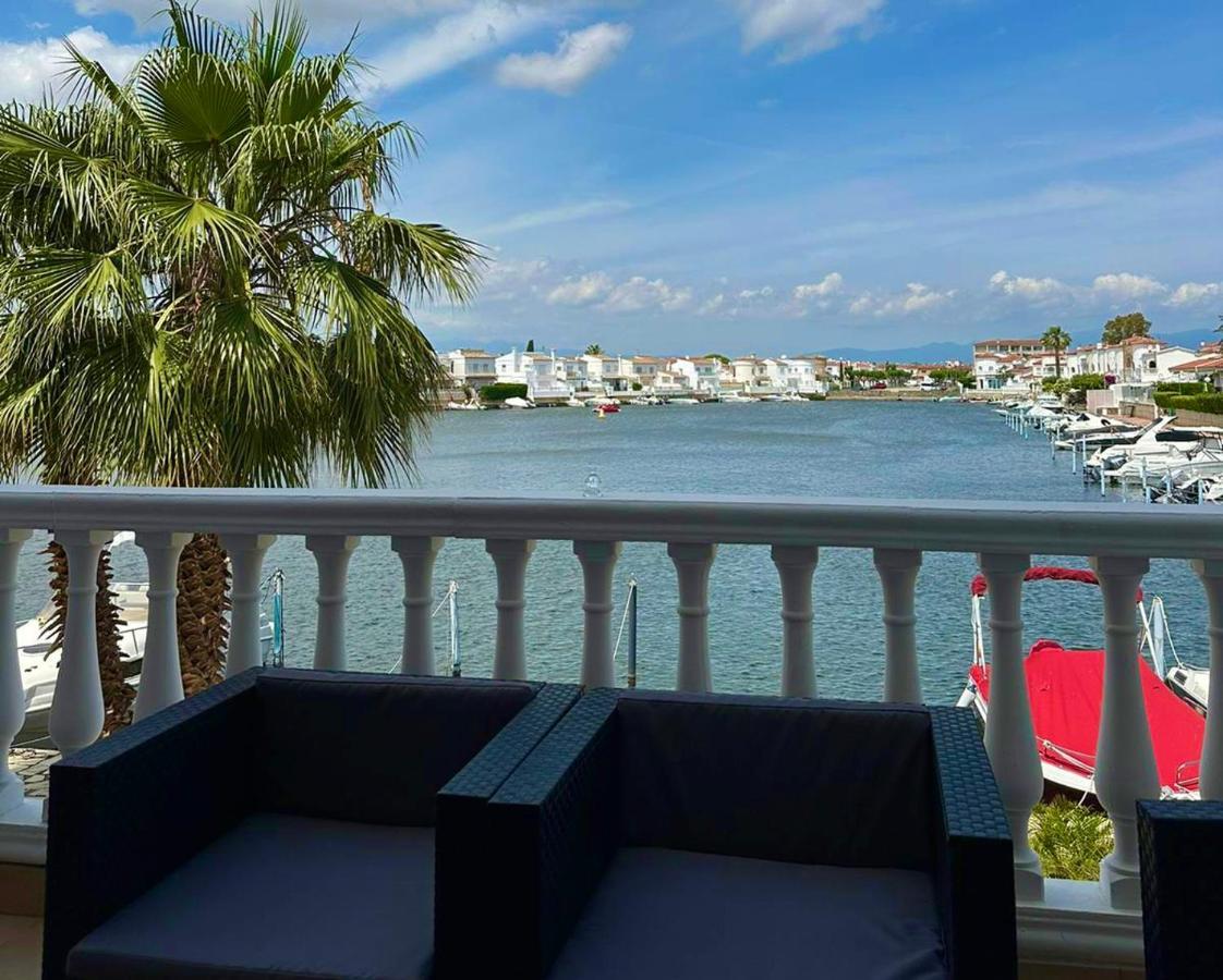 Apartamento En El Canal De Empuriabrava II Lägenhet Exteriör bild